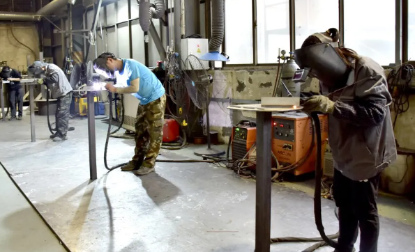 固體上料機(jī)廠家 固體上料機(jī)廠家